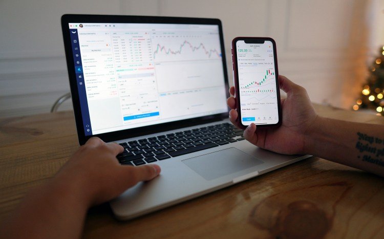MicroStrategy Opens Door To Bitcoin Sales Under New Capital Framework